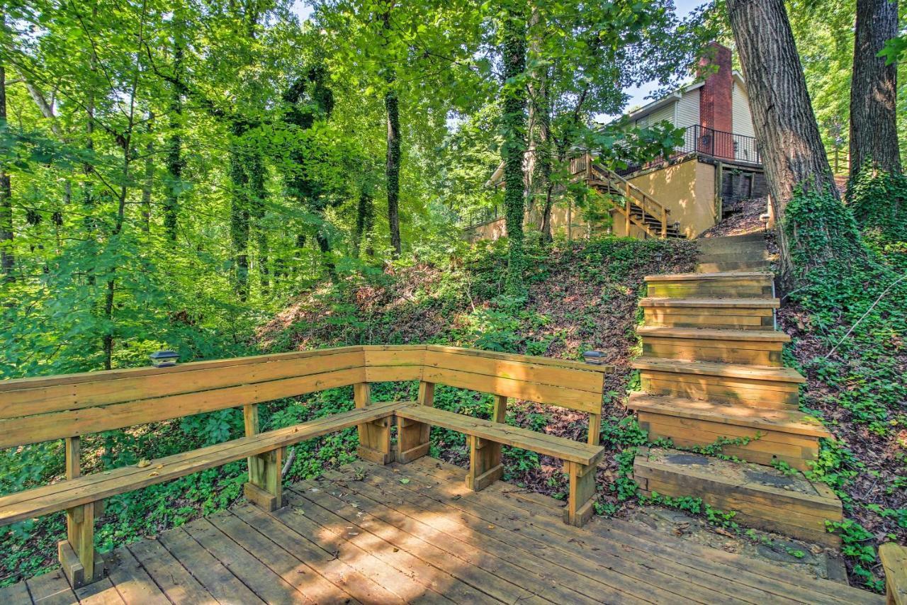 Spacious Georgia Getaway With Dock On Lake Lanier! 盖恩斯维尔 外观 照片